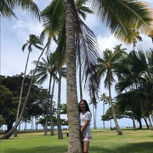 Meet your Posher, Lena